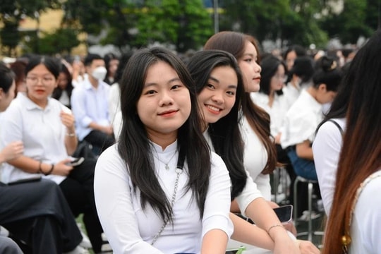 Tiếng Anh tiếp tục được chọn là môn thi thứ 3 vào lớp 10 tại nhiều địa phương