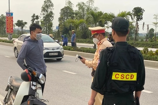 Lực lượng nào thực hiện tuần tra, kiểm soát về trật tự, an toàn giao thông đường bộ?