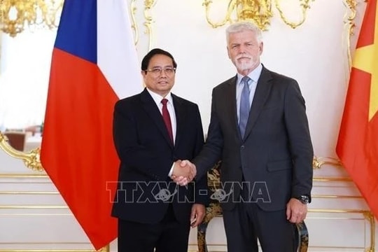 Thủ tướng Phạm Minh Chính hội kiến Tổng thống Cộng hòa Séc Petr Pavel