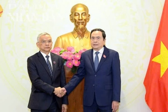 Chủ tịch Quốc hội Trần Thanh Mẫn tiếp Phó Chủ tịch Quốc hội Lào Sommad Pholsena