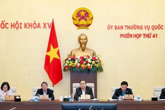 NGHỊ QUYẾT Phê chuẩn cho thôi giữ chức vụ Phó Chủ nhiệm Ủy ban Quốc phòng và An ninh của Quốc hội khóa XV