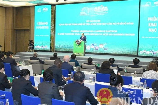 Chủ tịch Quốc hội Trần Thanh Mẫn dự, phát biểu khai mạc Diễn đàn nghị viện hợp tác Pháp ngữ về nông nghiệp bền vững