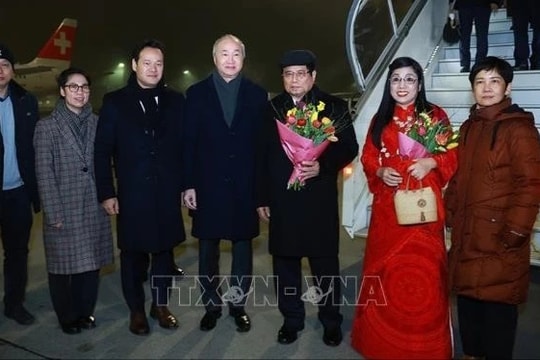 Thủ tướng Phạm Minh Chính tới Thụy Sĩ tham dự Hội nghị WEF Davos lần thứ 55