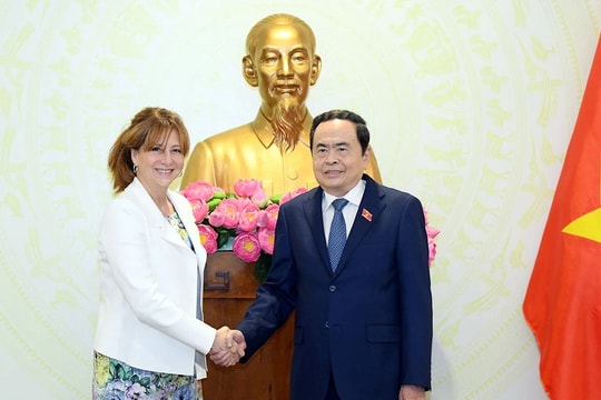 Chủ tịch Quốc hội Trần Thanh Mẫn tiếp Chủ tịch Quốc hội bang Québec, Canada