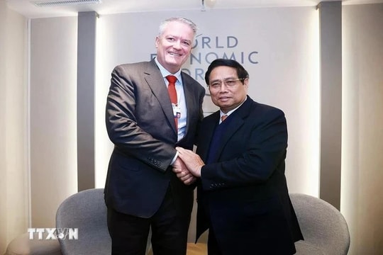 Thủ tướng Phạm Minh Chính tiếp Tổng Thư ký OECD