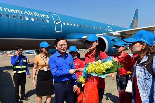 450 lao động về quê đón Tết trên Chuyến bay Công đoàn - Xuân 2025