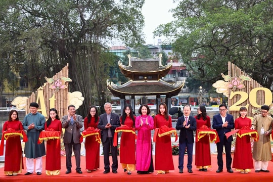 Khai mạc Hội chữ Xuân Ất Tỵ 2025