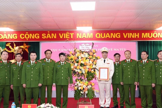 Đại tá Lê Văn Đàm giữ chức Phó Cục trưởng Cục Cảnh sát điều tra tội phạm về ma túy
