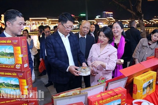 "Không gian chợ Tết xưa" tại Ninh Bình