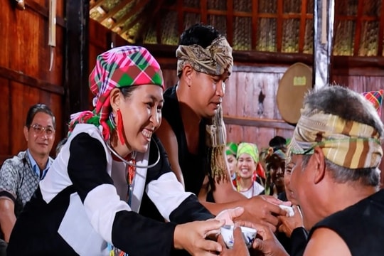 Lễ tạ ơn cha mẹ của người Raglai