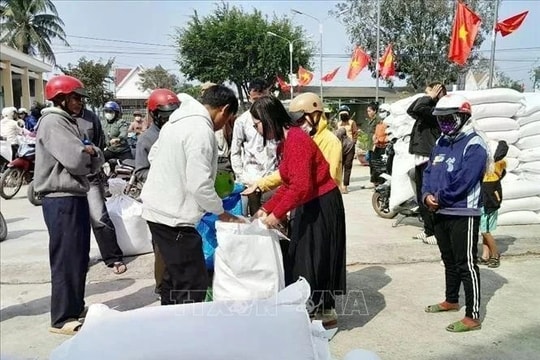 Nearly 900 tonnes of rice allocated to disadvantaged people in Dak Lak