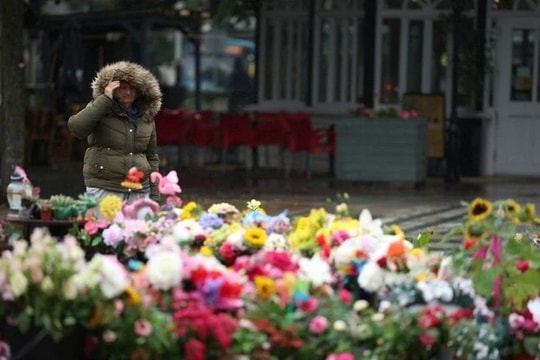  Anh siết chặt luật mua dao