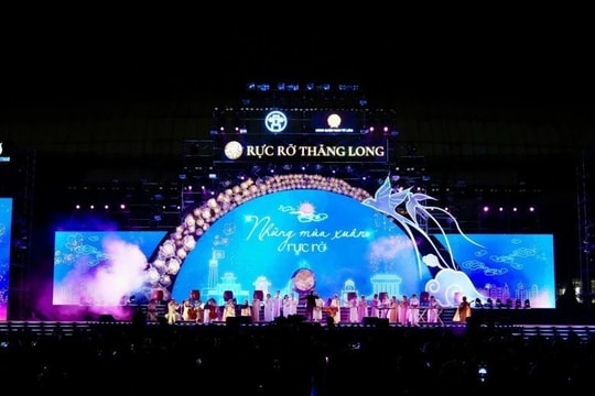 Dừng phần trình diễn drone tại chương trình nghệ thuật Rực rỡ Thăng Long 2025