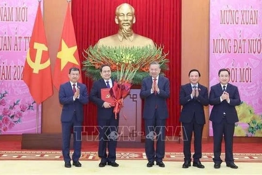 Tổng Bí thư Tô Lâm trao quyết định thành lập các Đảng bộ trực thuộc Trung ương