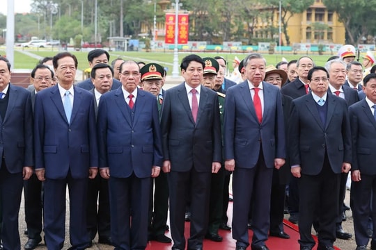 Lãnh đạo Đảng, Nhà nước vào Lăng viếng Chủ tịch Hồ Chí Minh