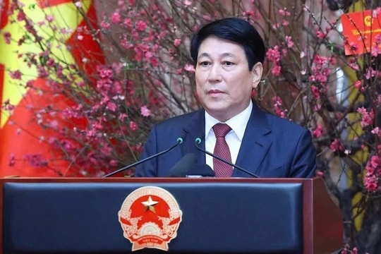 Chủ tịch nước Lương Cường gặp mặt đầu Xuân với Văn phòng Chủ tịch nước