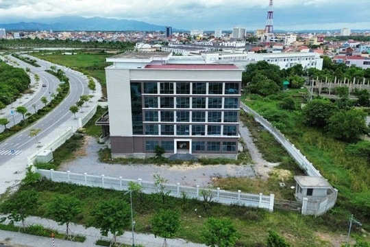 Tìm phương án để tiếp tục triển khai Trung tâm Truyền thông - Giáo dục sức khỏe Quảng Bình