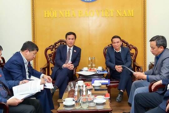 Sửa đổi Luật Báo chí: Đề nghị phân định rõ báo - tạp chí, bổ sung mô hình cơ quan báo chí mới 