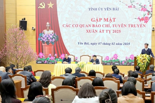 Yên Bái gặp mặt các cơ quan báo chí tuyên truyền Xuân Ất Tỵ 2025