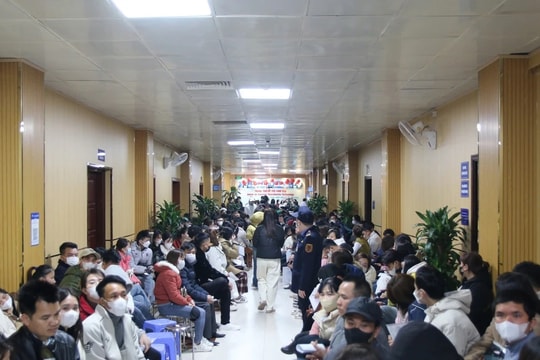 Hàng nghìn bệnh nhân được khám, tư vấn vô sinh hiếm muộn miễn phí tại Bệnh viện Bưu điện