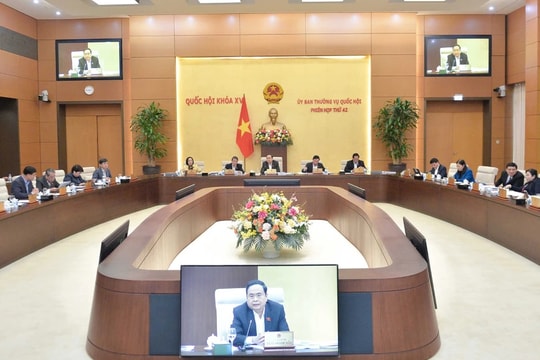 Ủy ban Thường vụ Quốc hội cho ý kiến về chủ trương đầu tư dự án tuyến đường sắt Lào Cai - Hà Nội - Hải Phòng