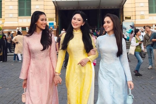 Doanh nhân Thuỷ Tiên diện áo dài du xuân cùng con gái