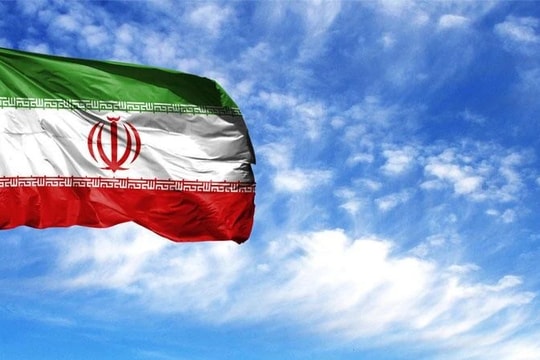 Điện mừng kỷ niệm 46 năm Quốc khánh nước Cộng hòa Hồi giáo Iran