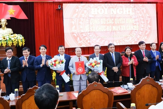 Tỉnh ủy Gia Lai công bố quyết định về tổ chức bộ máy và cán bộ