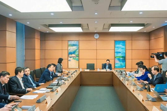 Phân cấp, phân quyền cần gắn với “kiểm soát quyền lực”