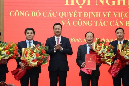 Quảng Bình công bố các quyết định về việc sắp xếp, tinh gọn bộ máy