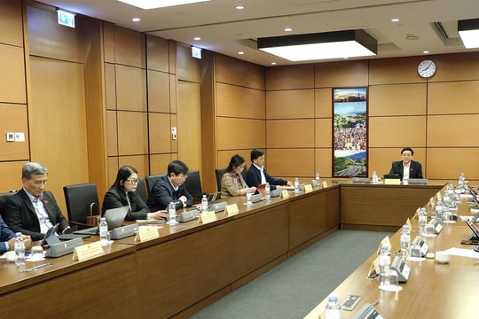 Quy định cụ thể, rõ ràng hơn về phân cấp và ủy quyền 