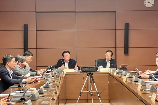 Quy định cụ thể, rõ ràng về cơ chế phân cấp, ủy quyền