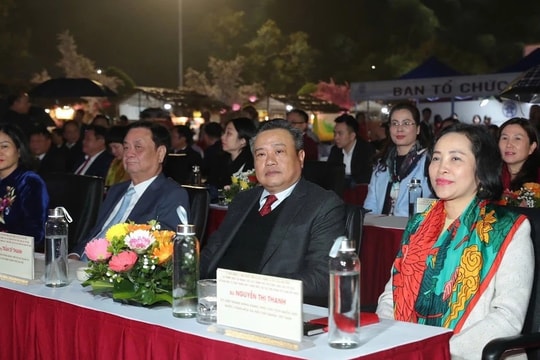 Phó Chủ tịch Quốc hội Nguyễn Thị Thanh dự lễ đón nhận 2 làng nghề là thành viên chính thức Mạng lưới các thành phố thủ công sáng tạo thế giới