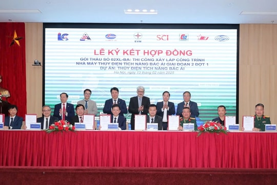 Ký kết hợp đồng gói thầu thi công xây lắp công trình Nhà máy Thủy điện tích năng Bác Ái 