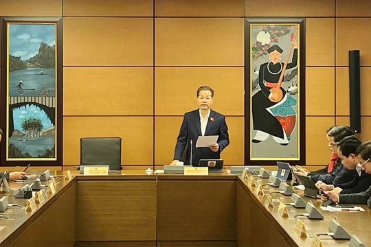 Để đạt được mục tiêu tăng trưởng mấu chốt vẫn là thể chế