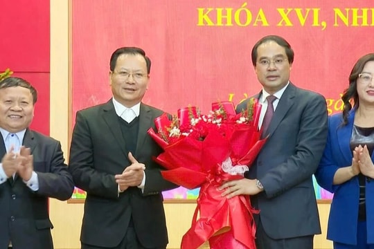 Lễ công bố quyết định ông Trịnh Xuân Trường giữ chức Bí thư Tỉnh ủy Lào Cai