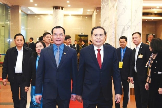 Chủ tịch Quốc hội Trần Thanh Mẫn: Truyền cảm hứng mạnh mẽ để đoàn viên, công nhân phấn đấu trở thành đảng viên Đảng Cộng sản Việt Nam