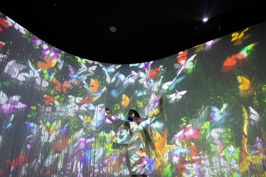 Mahanakhon Oasis - Vườn thú nghệ thuật số đầu tiên tại Thái Lan