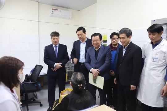 Hà Nội: Tổ chức khám, chăm sóc sức khỏe người khuyết tật, gia đình chính sách tại quận Hoàn Kiếm