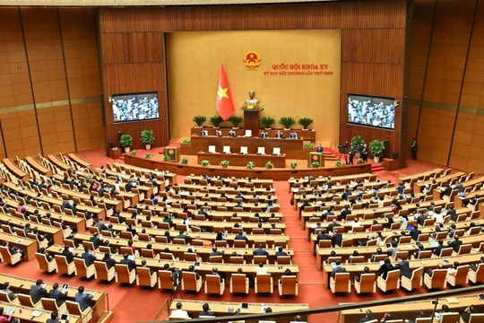 NGHỊ QUYẾT Cơ chế, chính sách đặc thù để tháo gỡ khó khăn, vướng mắc đối với các dự án, đất đai trong kết luận thanh tra, kiểm tra, bản án tại Thành phố Hồ Chí Minh, thành phố Đà Nẵng và tỉnh Khánh Hòa