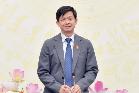 "Quốc hội là một trong các cơ quan đi đầu trong triển khai ngay, triển khai sớm việc sắp xếp, tinh gọn bộ máy"