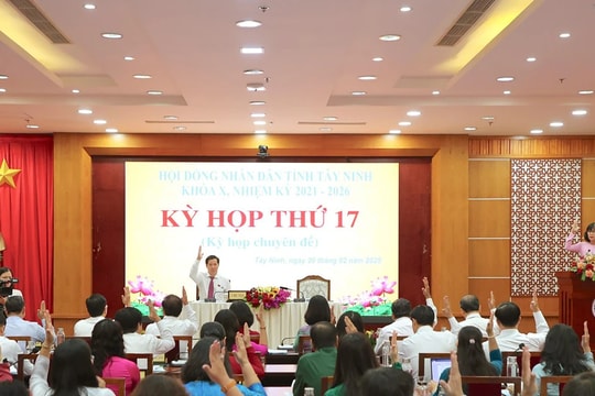 Tây Ninh: Thông qua nhiều nghị quyết, điều chỉnh tăng trưởng GRDP năm 2025 lên 10%