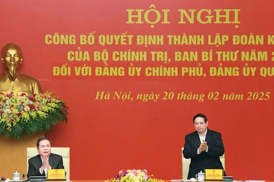 Hội nghị công bố quyết định thành lập Đoàn kiểm tra của Bộ Chính trị, Ban Bí thư đối với Đảng ủy Chính phủ và Đảng ủy Quốc hội