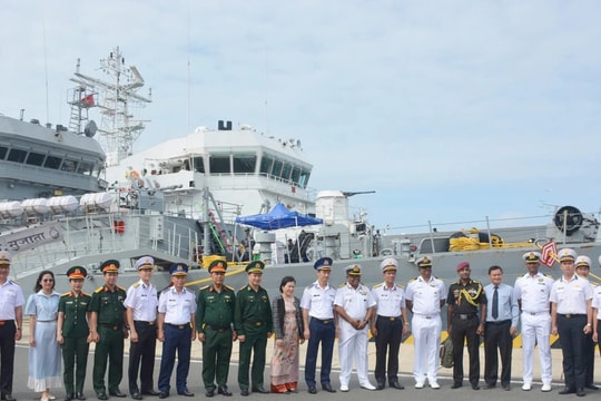 Tàu Hải quân và Lực lượng Bảo vệ bờ biển Ấn Độ thăm Khánh Hòa
