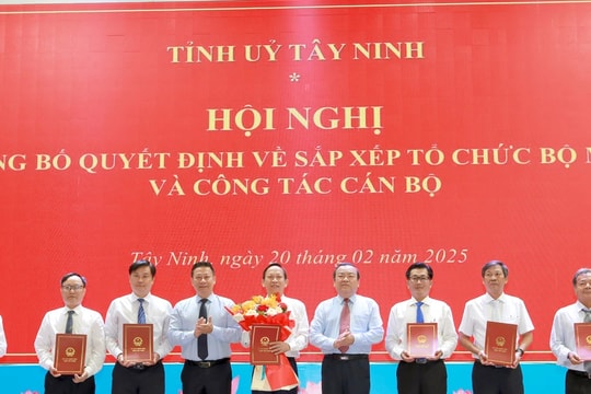 Tây Ninh hợp nhất các sở, kiện toàn nhân sự chủ chốt