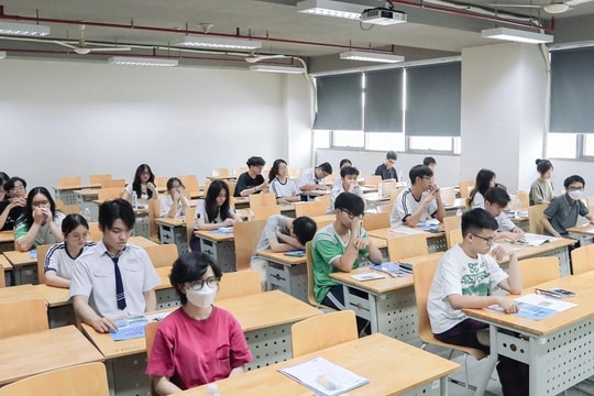 Thí sinh đăng ký thi đánh giá năng lực Đại học Quốc gia TP. Hồ Chí Minh bất ngờ tăng mạnh 