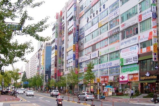 Hàn Quốc cải cách tuyển sinh đại học, hạn chế dạy thêm: Nghịch lý học chính khóa - học thêm