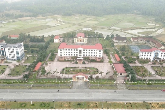 Hà Tĩnh lên phương án xử lý các trụ sở dôi dư sau sáp nhập huyện