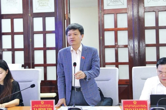 Đoàn khảo sát của Ủy ban Khoa học, Công nghệ và Môi trường làm việc tại Huế 