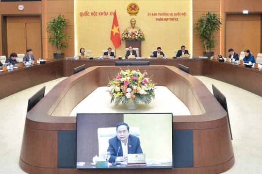 NGHỊ QUYẾT Phê chuẩn danh sách Phó Chủ nhiệm, Ủy viên là đại biểu Quốc hội hoạt động chuyên trách tại Ủy ban Văn hóa và Xã hội và Ủy viên là đại biểu Quốc hội hoạt động kiêm nhiệm của Ủy ban Văn hóa và Xã hội của Quốc hội khóa XV 